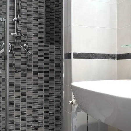 J24 Bed and Breakfast Ρώμη