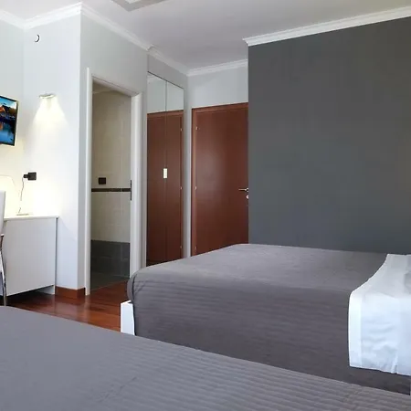 Bed & Breakfast J24