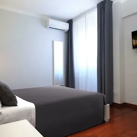 Bed & Breakfast J24 4*