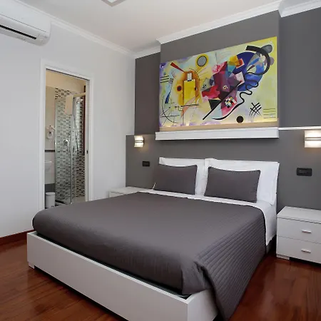 Bed and Breakfast J24 4*