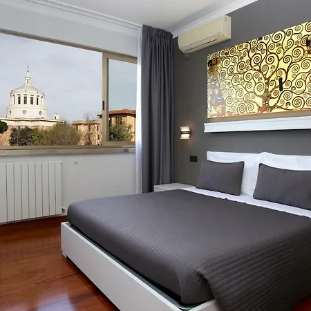 J24 Bed and Breakfast 4*